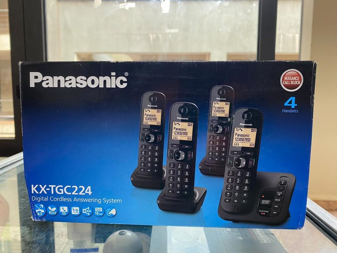 Panasonic KX-TGC224 Cordless Answering System