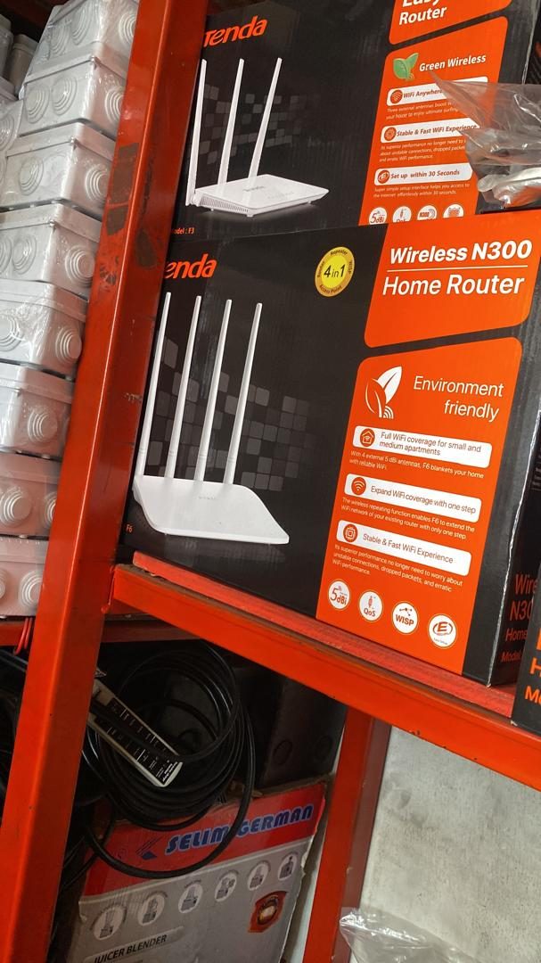 Tenda 4in1 Wireless N300 Home Router